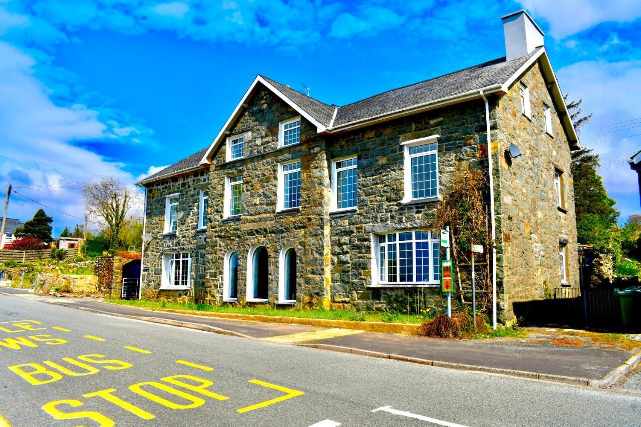 Spacious 3 Bedroom Garden Apartment In Snowdonia National Park Garndolbenmaen Zewnętrze zdjęcie