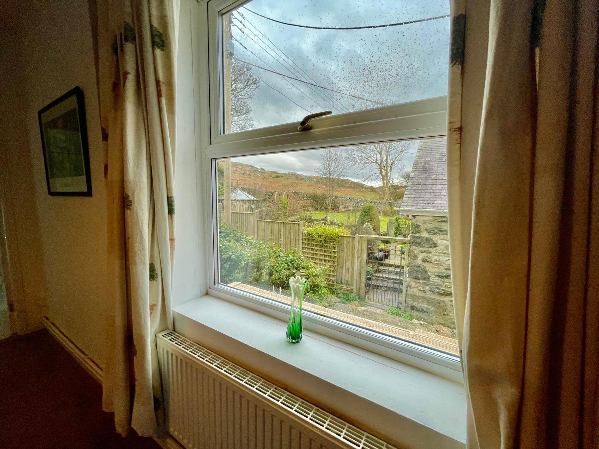 Spacious 3 Bedroom Garden Apartment In Snowdonia National Park Garndolbenmaen Zewnętrze zdjęcie